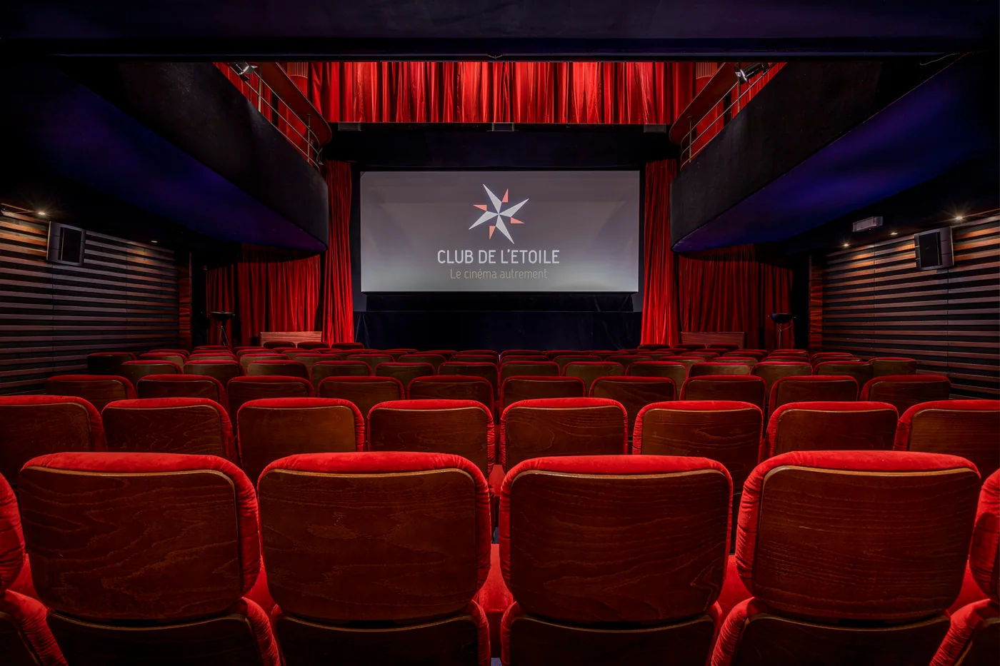 The Club's screen seen from the back of the auditorium