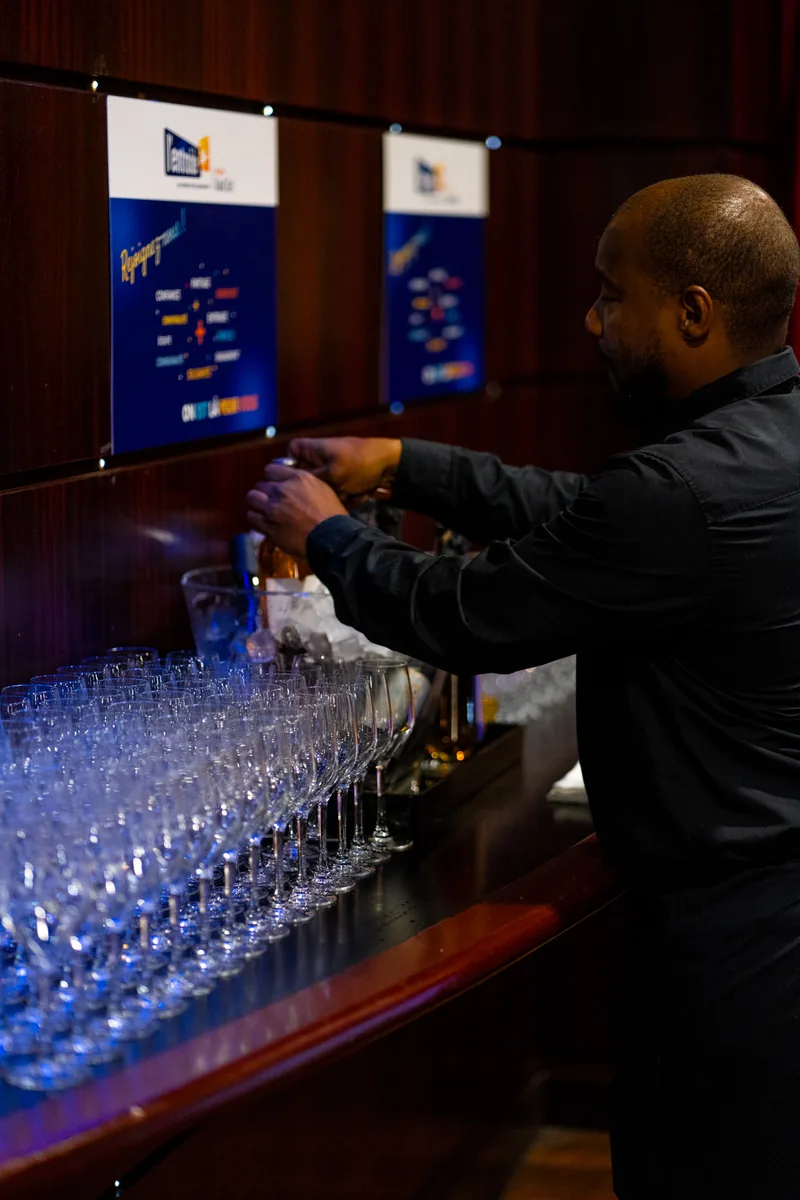 Champagne being served at the Club's bar